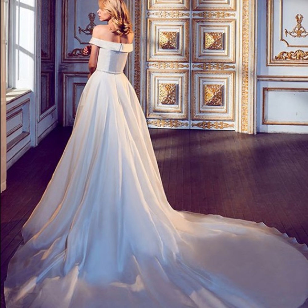 Calla Blanche Sanem Wedding Dress